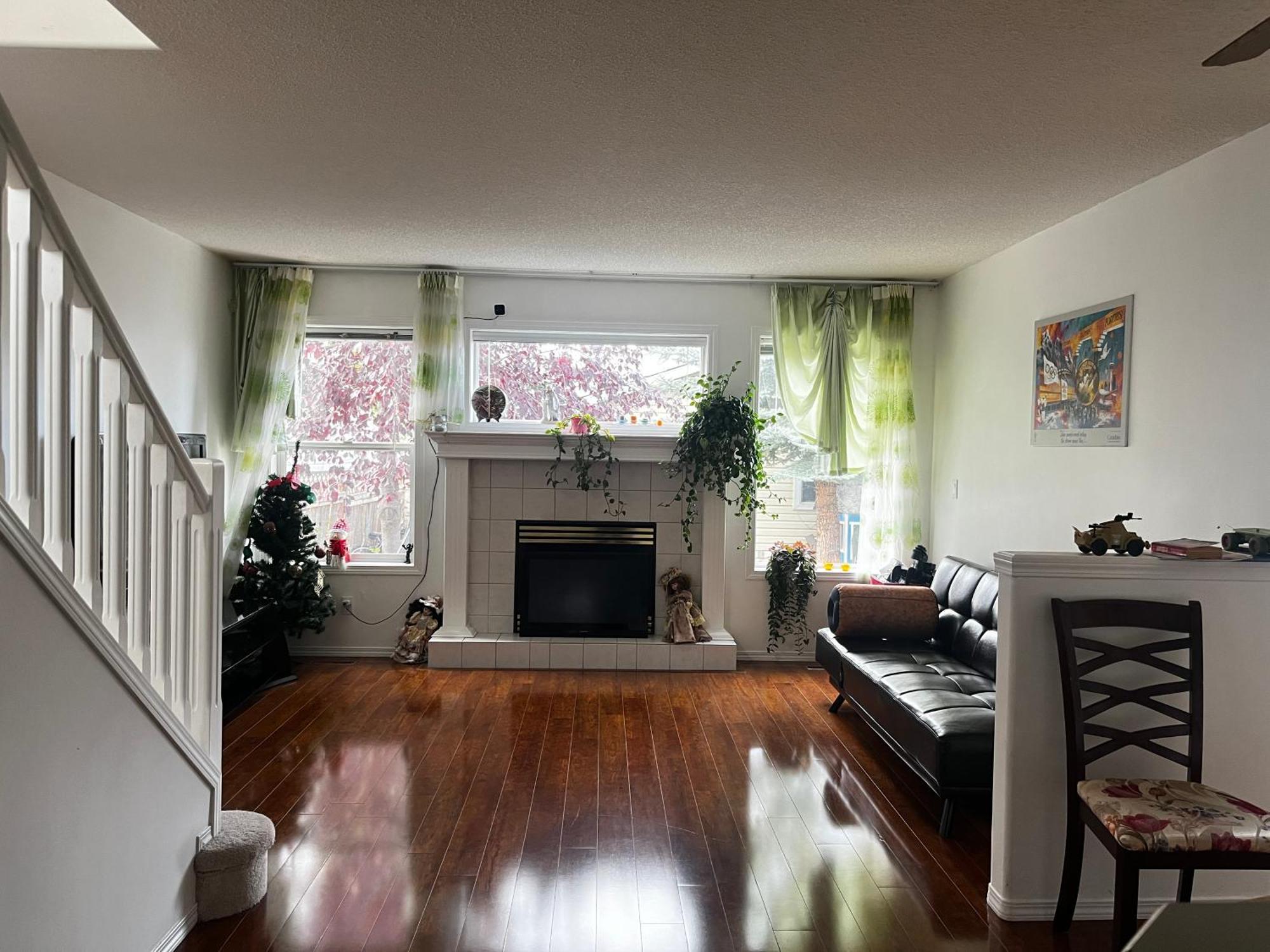 Hidden Valley New Basement Suite With Private Bathroom! 卡加利 外观 照片