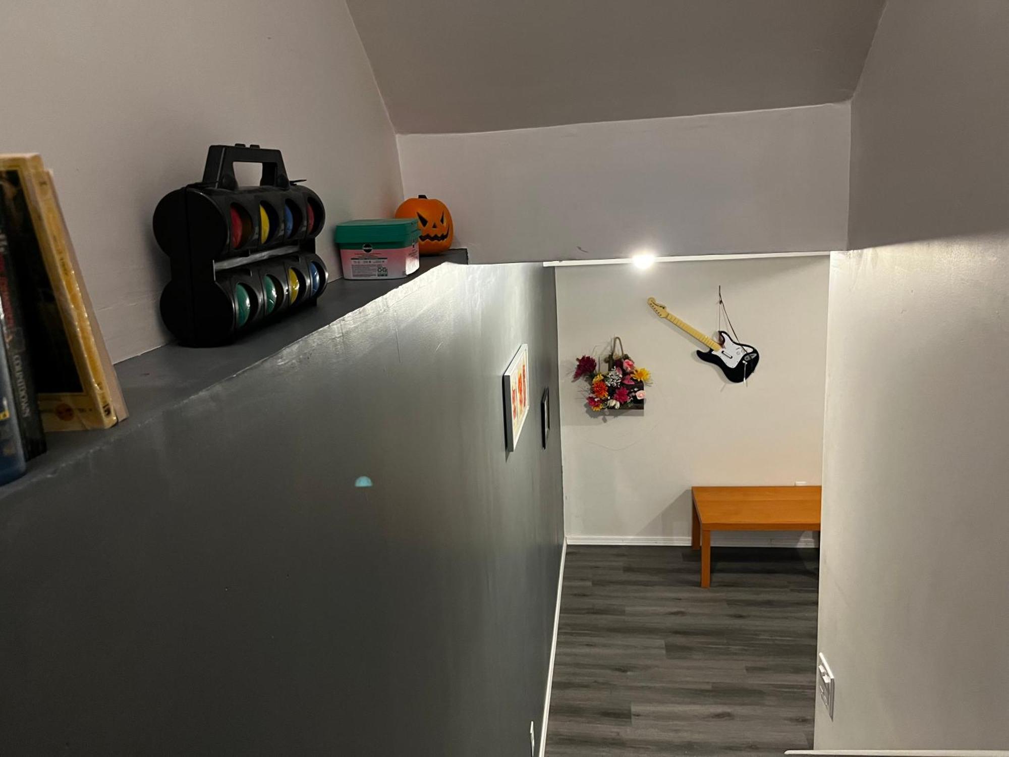 Hidden Valley New Basement Suite With Private Bathroom! 卡加利 外观 照片